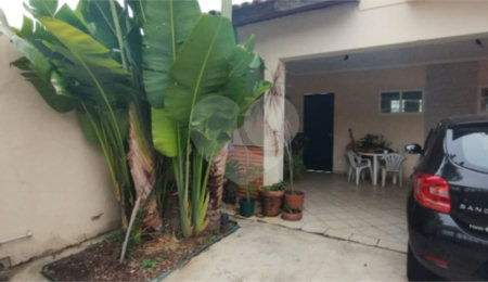 Casa à venda com 4 quartos, sendo 1 suíte,  em Jardim Guadalajara, Sorocaba, SP