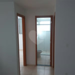 Apartamento no Condomínio Residencial Monte Everest