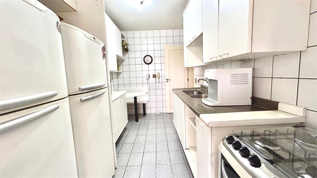 Apartamento à venda com 3 suítes em Vila Suzana, São Paulo, SP