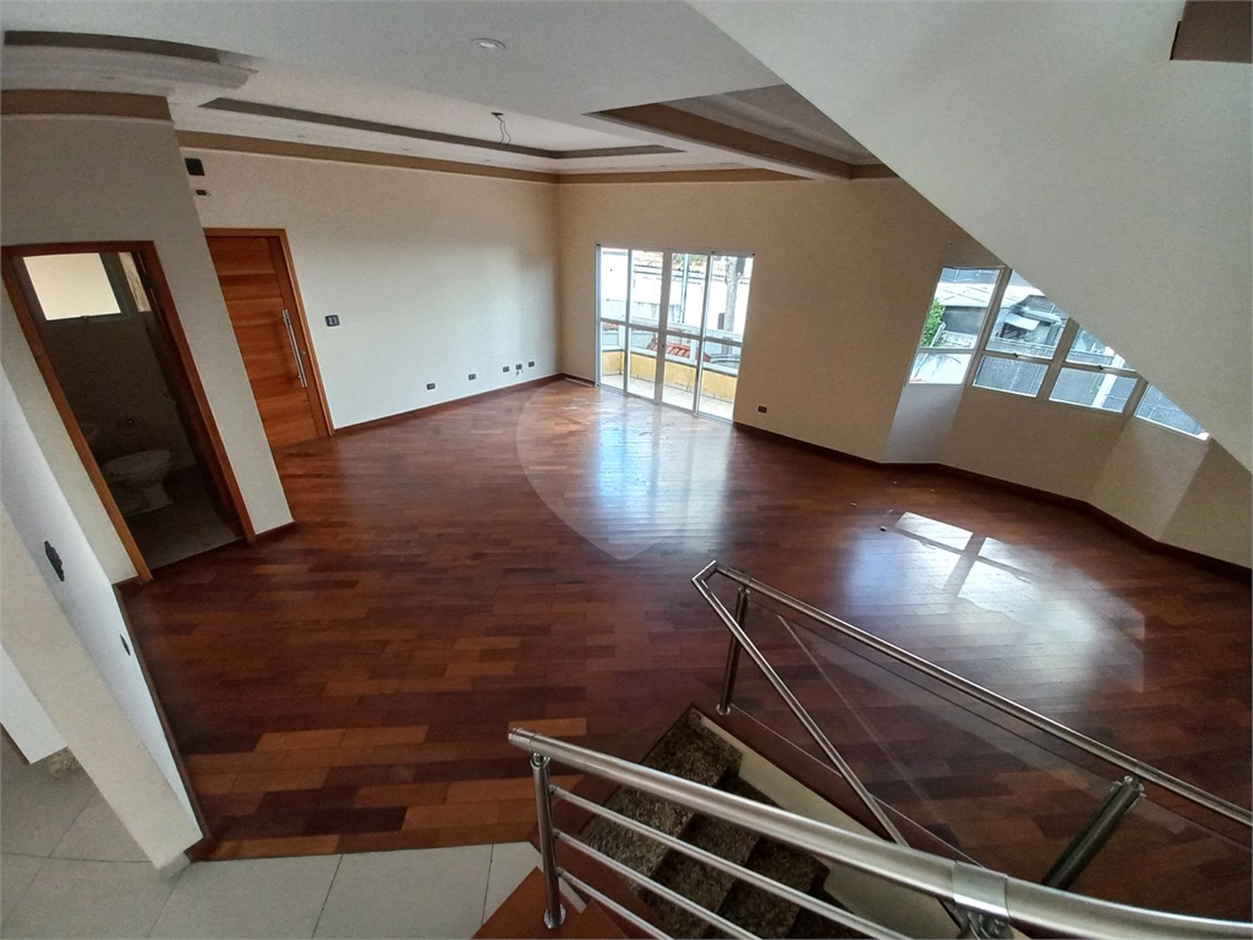 Sobrado à venda com 3 quartos, sendo 1 suíte, em Lar São Paulo, São Paulo, SP