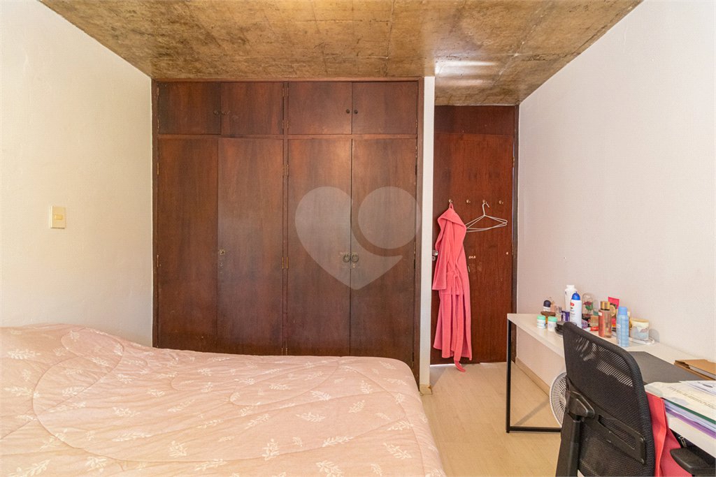 Casa de Vila à venda com 3 quartos, sendo 1 suíte, em Chácara Monte Alegre, São Paulo, SP