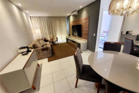 Apartamento Residencial à venda, Gonzaga, Santos - AP1004.