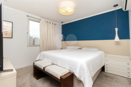 Apartamento à venda com 2 quartos, sendo 1 suíte, em Campo Belo, São Paulo, SP