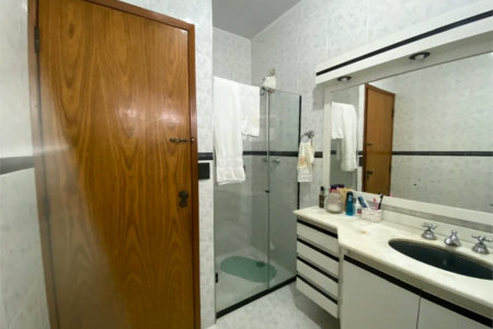 Sobrado à venda com 3 quartos, sendo 1 suíte, em Vila Ipojuca, São Paulo, SP