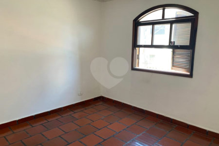 Sobrado à venda com 4 quartos, sendo 2 suítes, em Água Fria, São Paulo, SP