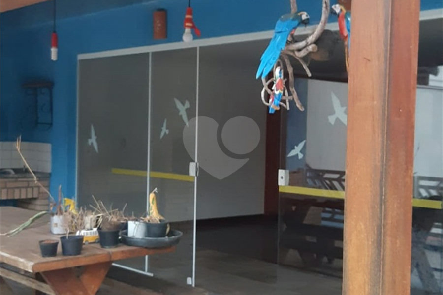 Casa à venda com 4 quartos, sendo 1 suíte, em Horto, São Paulo, SP