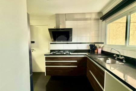 Apartamento à venda com 3 suítes em Campo Grande, São Paulo, SP