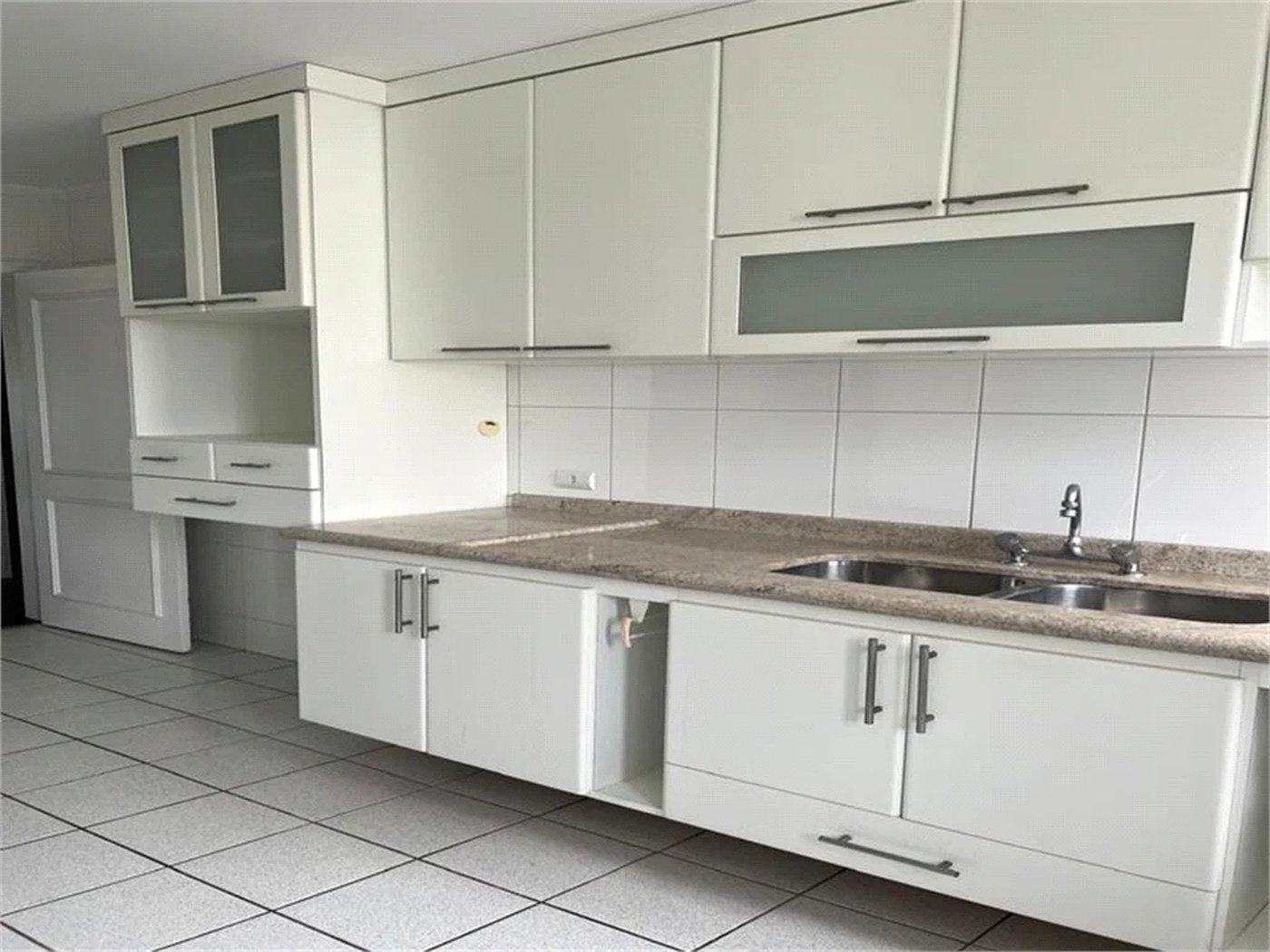 Apartamento à venda com 4 quartos, sendo 2 suítes, em Paraisópolis, São Paulo, SP