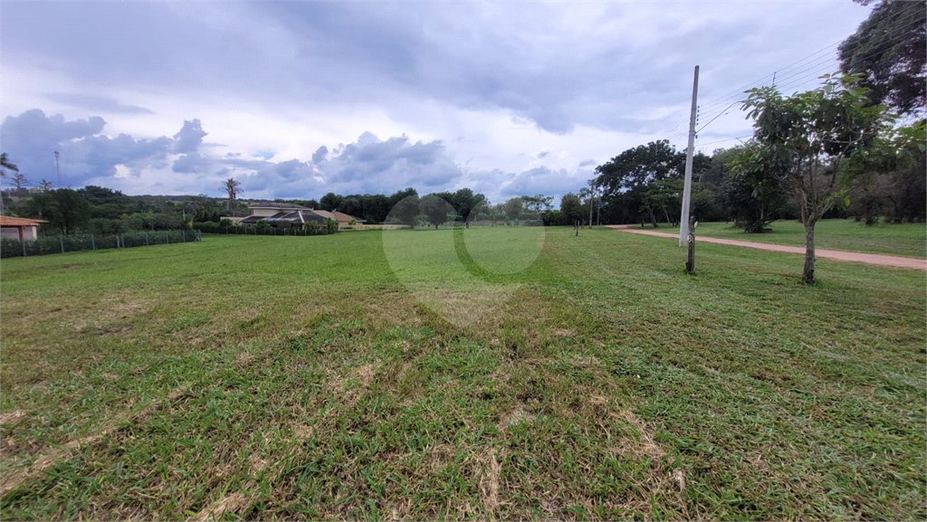 Loteamento Residencial no Condomínio Vila Pinhal do Broa.