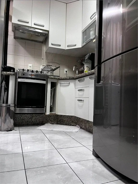 Casa à venda com 3 quartos, sendo 1 suíte, no condomínio Liberty Village, São Paulo - SP