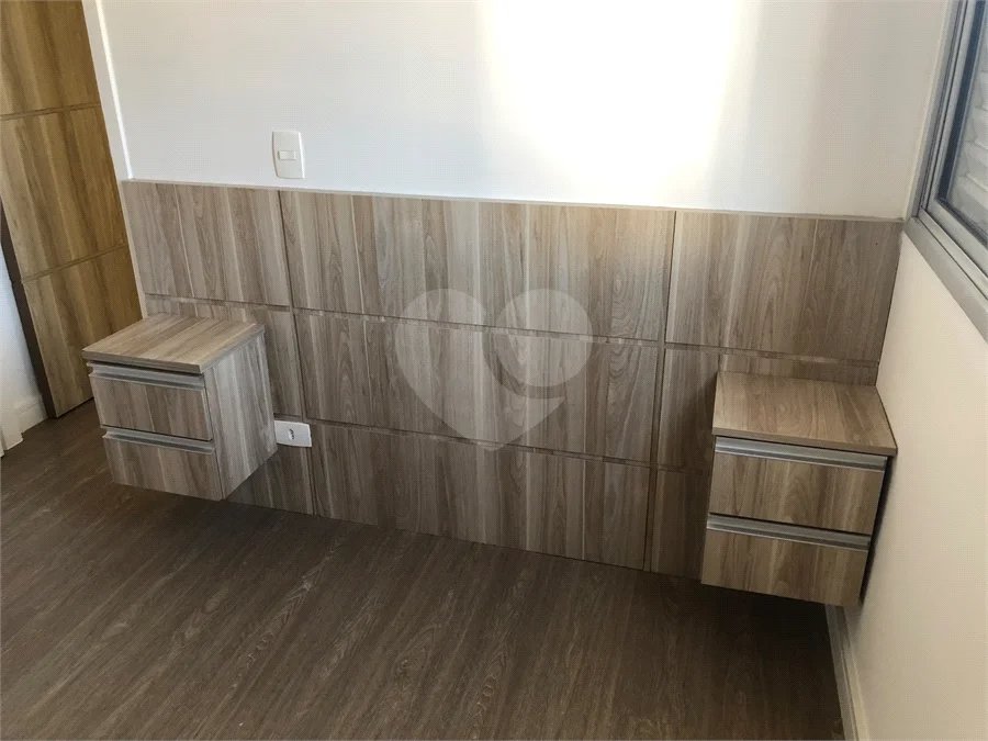Lindo Apartamento com Varanda integrada