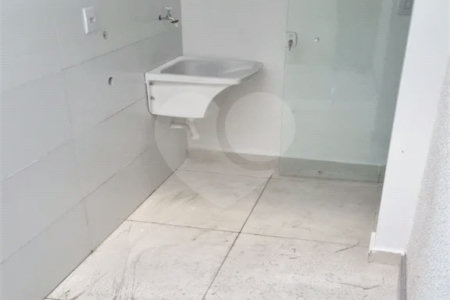 Excelente apartamento à venda, 2 quartos, ao lado do metrô Guilhermina-Esperança