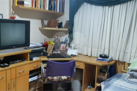 Apartamento 3 dorm, 1 suíte, 2 vagas no Belém