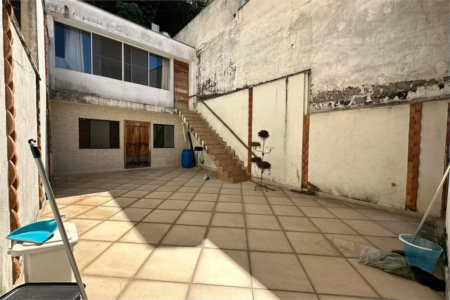 Sobrado à venda com 4 quartos, sendo 2 suítes,  em Vila Ipojuca, São Paulo, SP