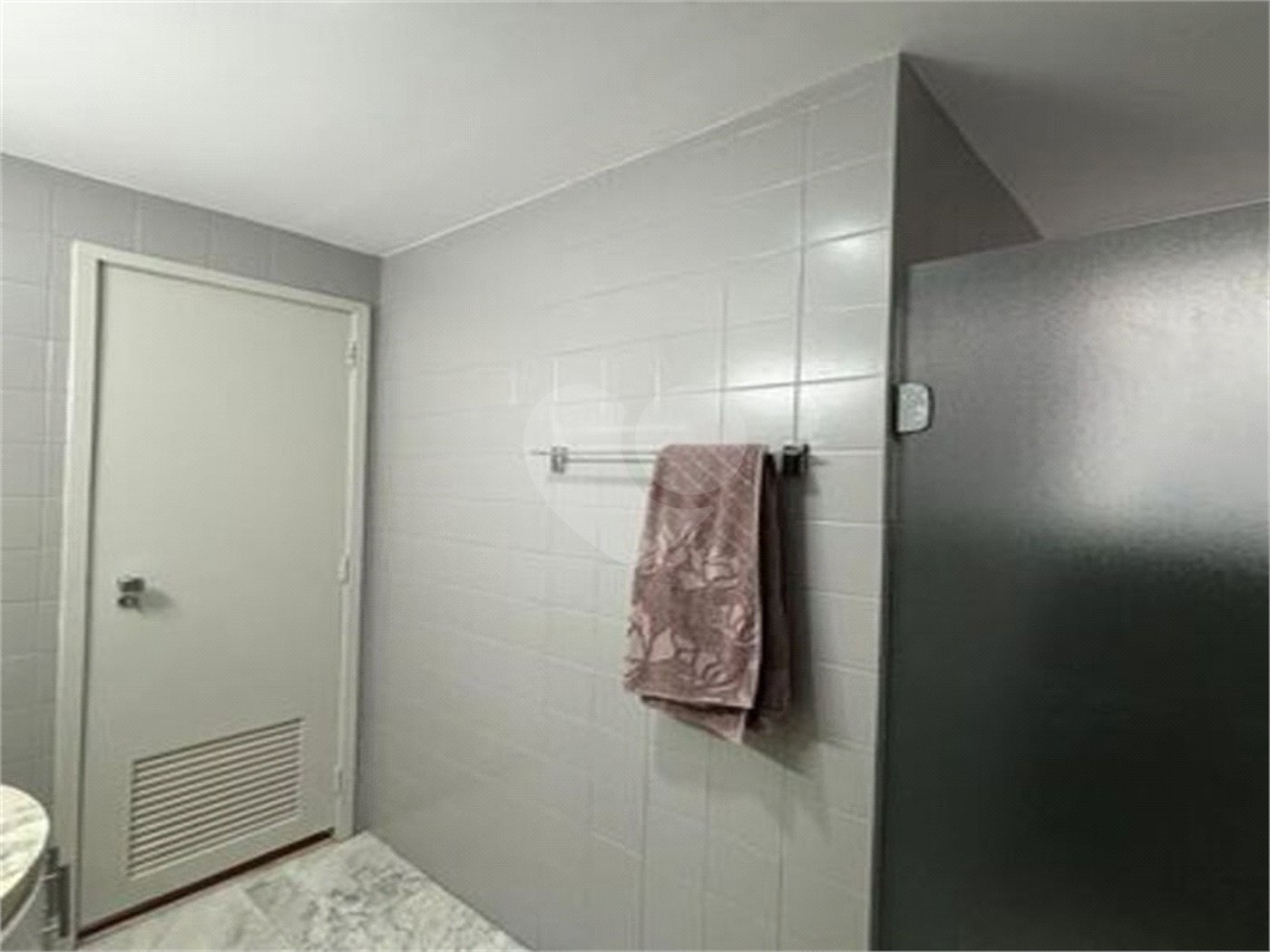 Apartamento à venda com 3 quartos, sendo 1 suíte, em Lagoa, Rio de Janeiro, RJ