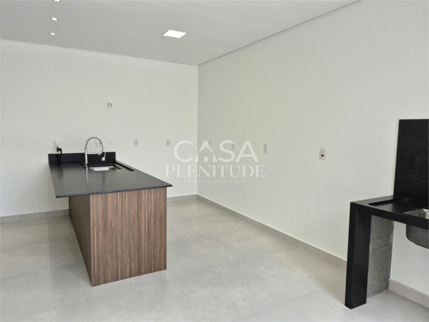 Casa em condomínio à venda com 3 quartos, sendo 1 suíte, em Jardim Villagio Milano, Sorocaba, SP