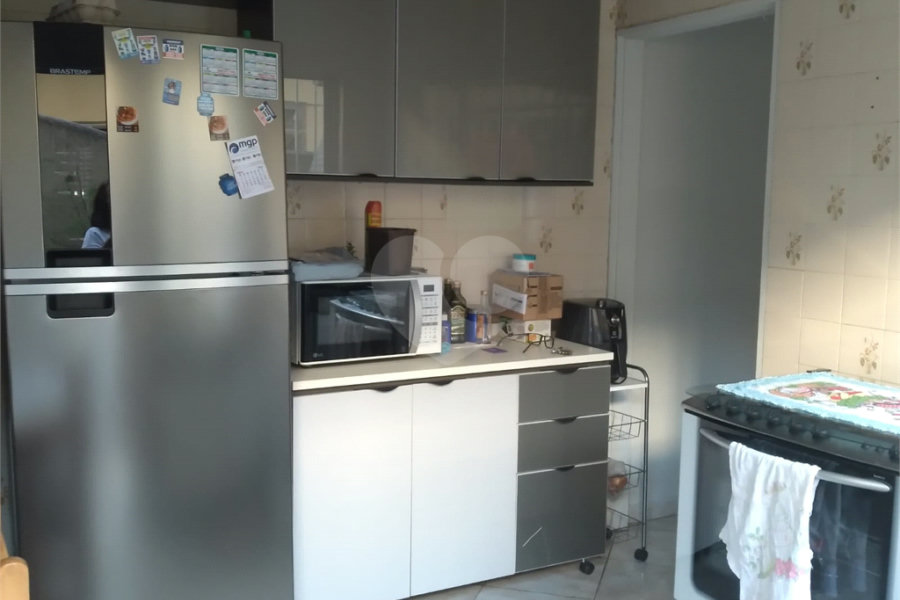 Sobrado à venda com 6 quartos, sendo 1 suíte, em Vila Sabrina, São Paulo, SP