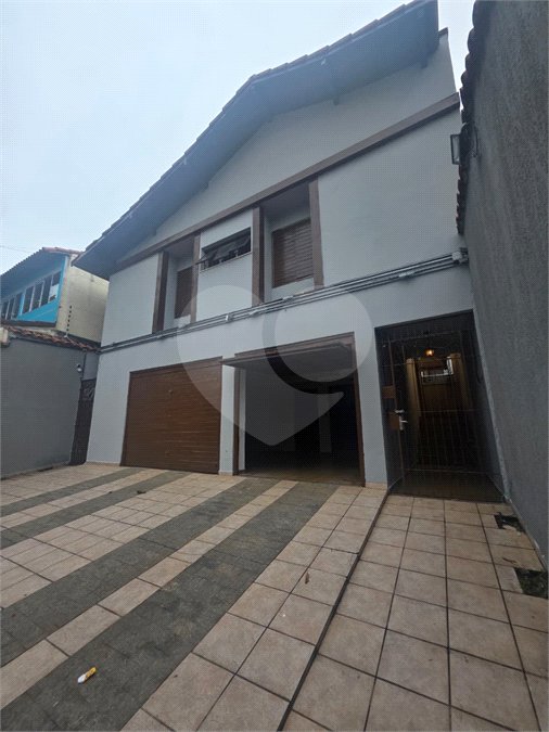 Sobrado para alugar com 3 quartos, sendo 1 suíte, em Vila Valparaíso, Santo André, SP