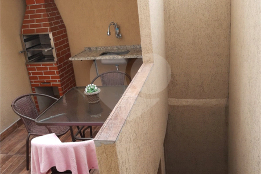 Casa à venda com 2 quartos no condomínio Vila Dionisia, São Paulo - SP