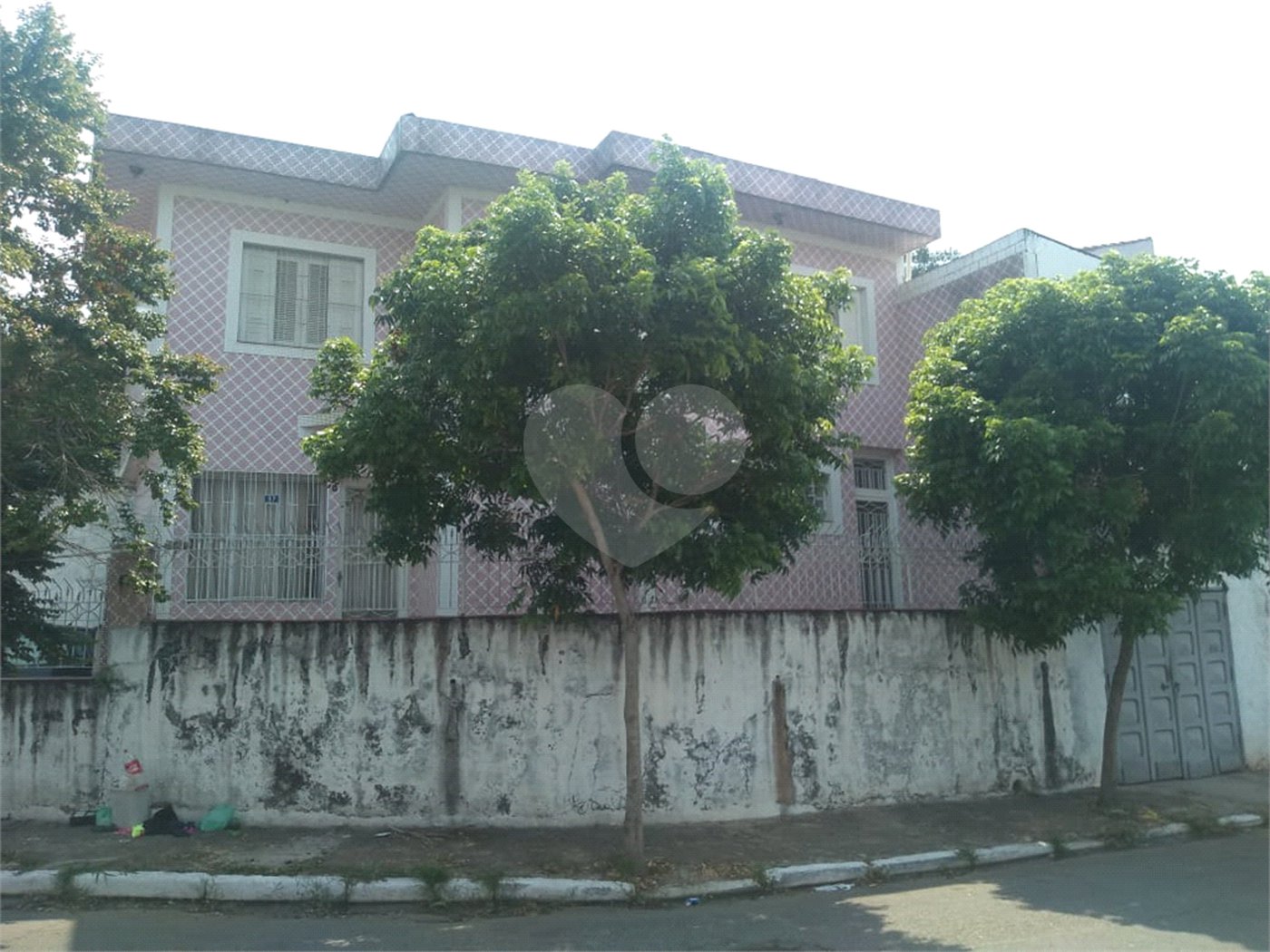Sobrado à venda com 3 quartos em Vila Nivi, São Paulo, SP