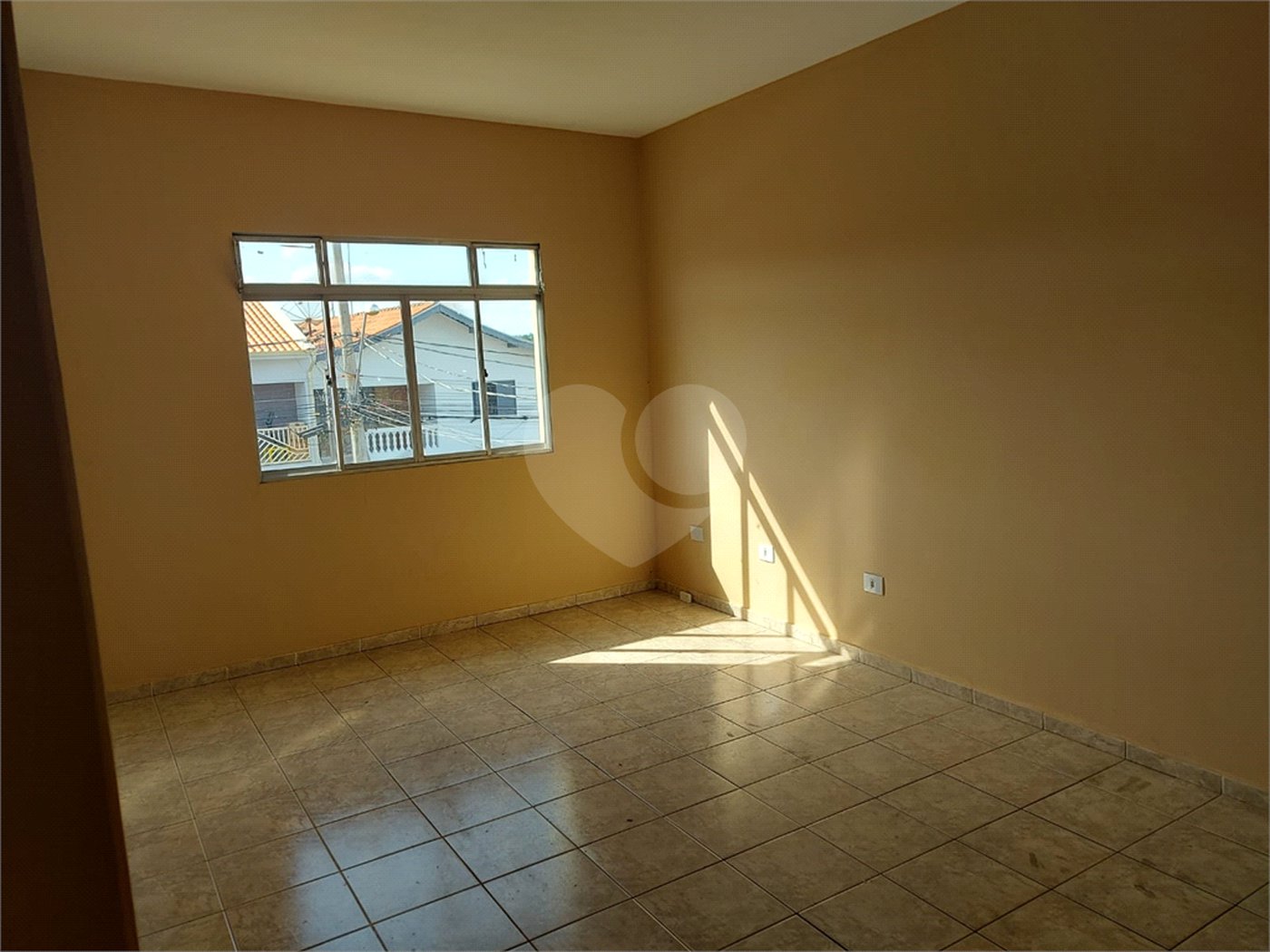 Apartamento para alugar com 1 quarto em Residencial Burch, Louveira, SP