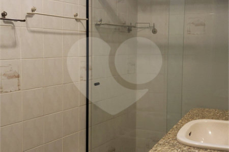 Sobrado à venda com 3 quartos, sendo 1 suíte, em Brooklin, São Paulo, SP