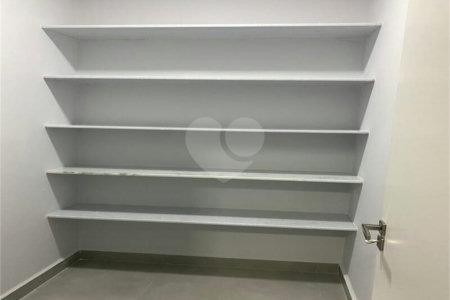 Casa à venda com 3 quartos, sendo 1 suíte,  no condomínio Residencial Mantova, Indaiatuba - SP