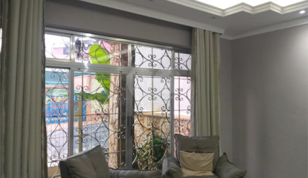 Sobrado à venda com 3 quartos, sendo 1 suíte,  em Vila Galvão, Guarulhos, SP