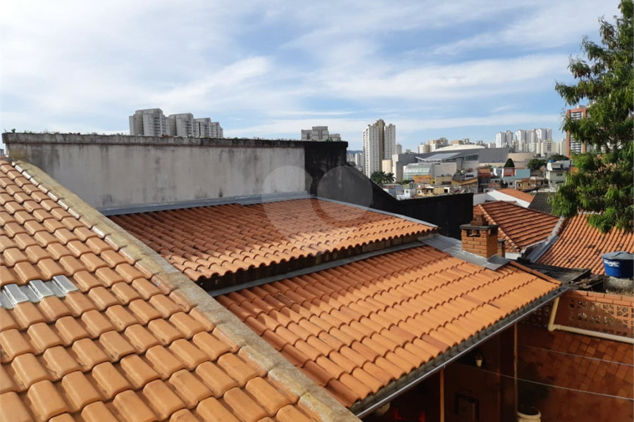 Sobrado à venda com 3 quartos, sendo 1 suíte, em Vila Romero, São Paulo, SP