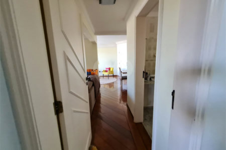 Apartamento à venda com 3 quartos, sendo 2 suítes,  em Vila Mogilar, Mogi das Cruzes, SP
