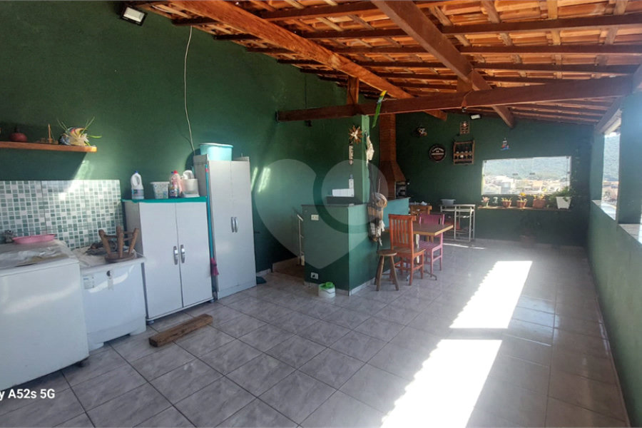 Casa à venda com 3 quartos, sendo 2 suítes, em Moinho, Mairiporã, SP