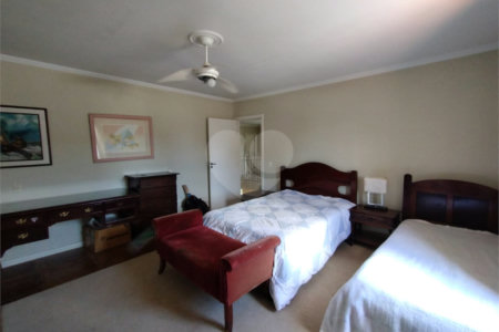 Casa à venda com 5 suítes em Jardim Colombo, Itapetininga, SP