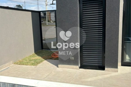 Casa à venda com 3 quartos, sendo 1 suíte,  no condomínio Terras do Vale, Caçapava - SP