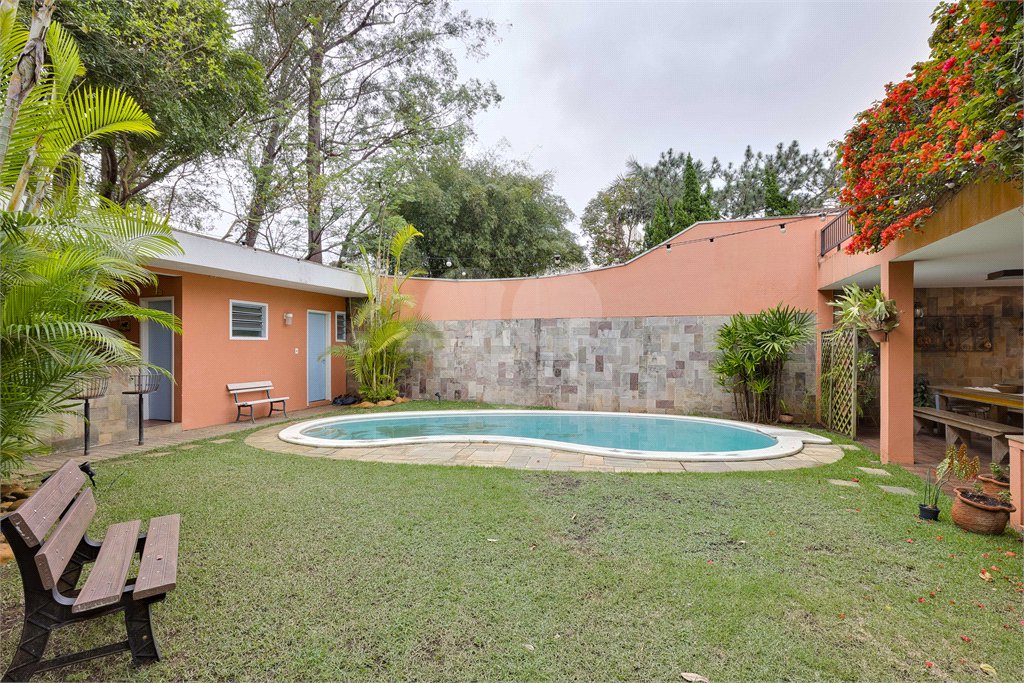 Casa com 4 quartos á venda no Jardim Marajoara, São Paulo - SP