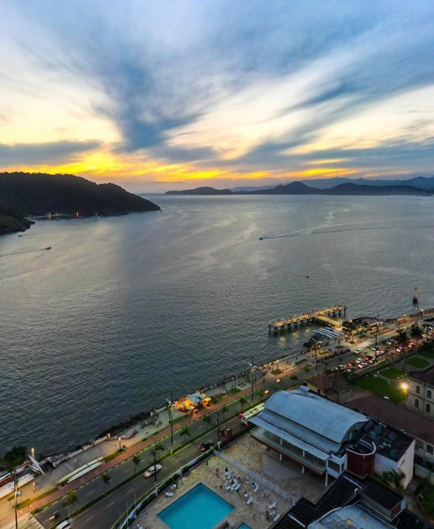 Apartamento com 3 dormitórios à venda, 227 m² por R$ 7.100.000,00 - Ponta da Praia - Santos/SP