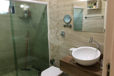 Sobrado à venda com 2 suítes em Jardim Nova Itaquá, Itaquaquecetuba, SP