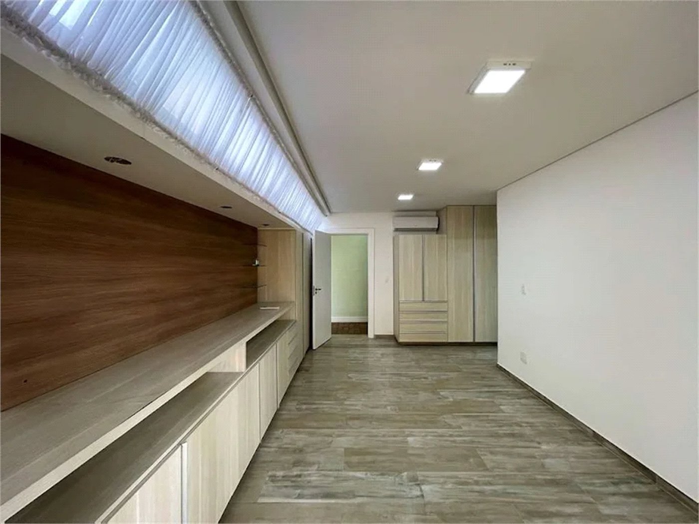 Casa à venda com 4 suítes no condomínio Miollo da Granja, Cotia - SP