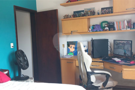 Sobrado à venda com 3 quartos, sendo 1 suíte, em Vila Ema, São Paulo, SP
