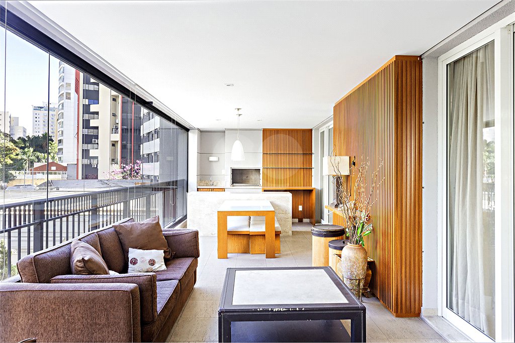 Apartamento à venda com 4 suítes em Paraíso, São Paulo, SP
