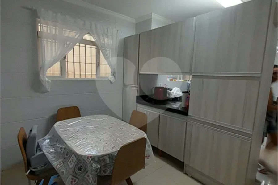 Sobrado à venda com 3 quartos, sendo 1 suíte, em Vila Mazzei, São Paulo, SP