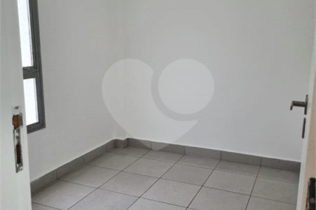 Apartamento à venda com 3 quartos, sendo 1 suíte, em Cerqueira César, São Paulo, SP