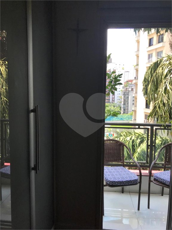 Apartamento à venda com 3 suítes em Vila Morumbi, São Paulo, SP