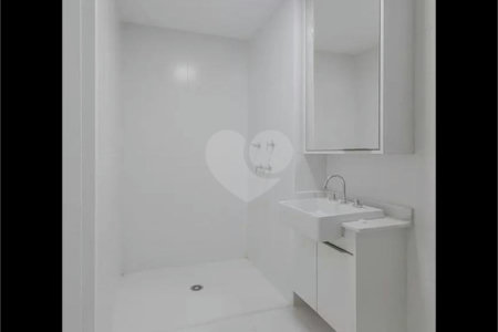 Apartamento à venda com 1 quarto em Sumaré, São Paulo, SP