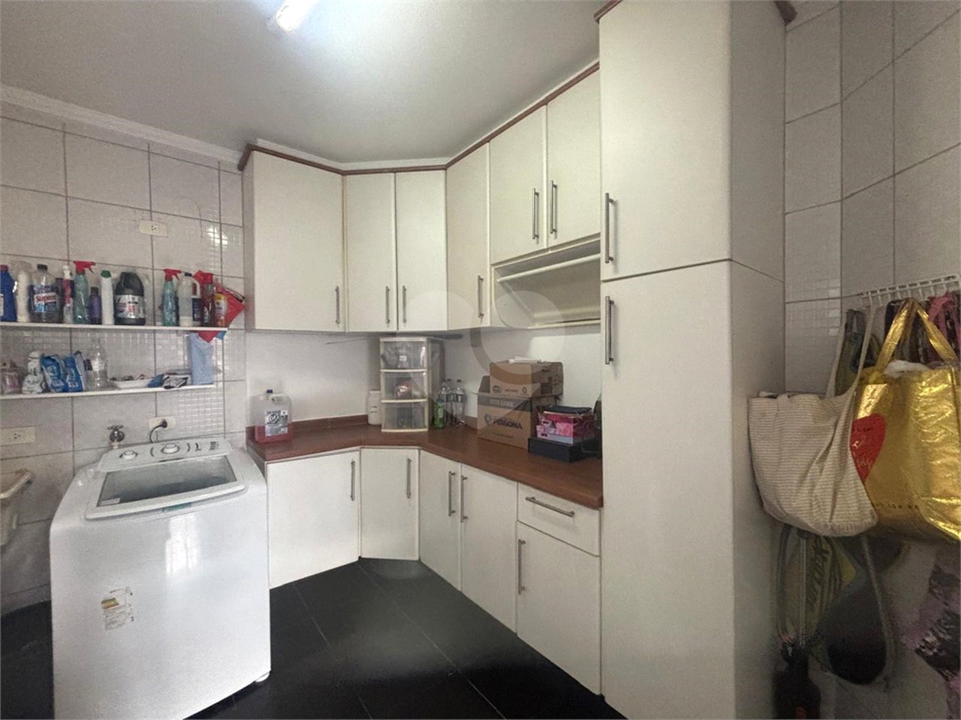 Casa à venda com 3 quartos, sendo 1 suíte, no condomínio Ibiti do Paço, Sorocaba - SP