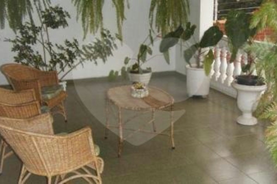 Casa Térrea à venda com 3 quartos em Vila Irmãos Arnoni, São Paulo, SP