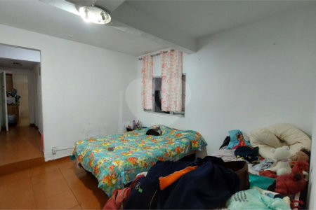 Casa à venda com 3 quartos, sendo 1 suíte,  em Vila Nivi, São Paulo, SP