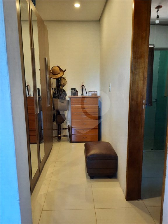 Casa à venda com 2 quartos, sendo 1 suíte, em Jardim Leonor, Itatiba, SP