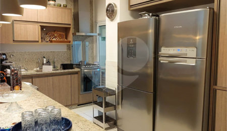 Apartamento à venda com 3 suítes em Itaguá, Ubatuba, SP