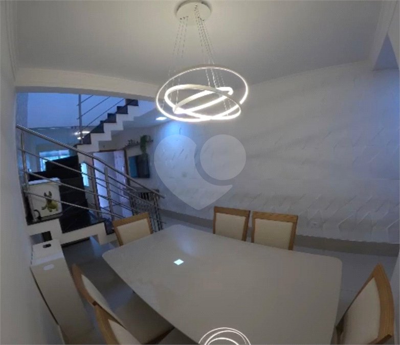Sobrado à venda com 3 quartos, sendo 1 suíte, em Vila Lúcia, São Paulo, SP