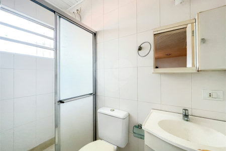 Casa Térrea à venda com 6 quartos, sendo 3 suítes,  em Instituto de Previdência, São Paulo, SP